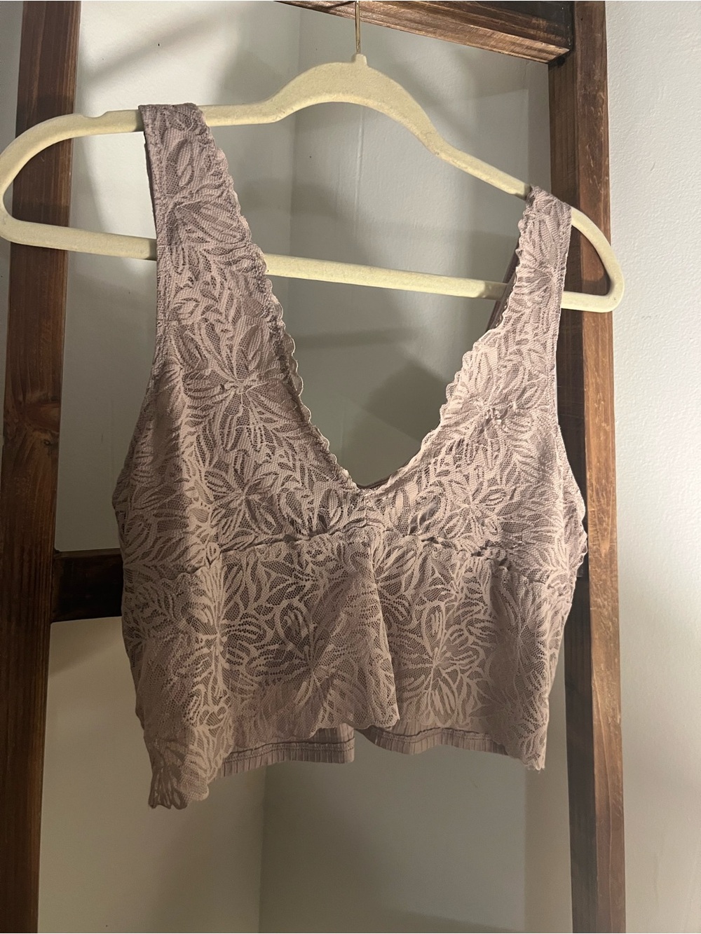 Arie Lace Bralette Tank in Mauve L